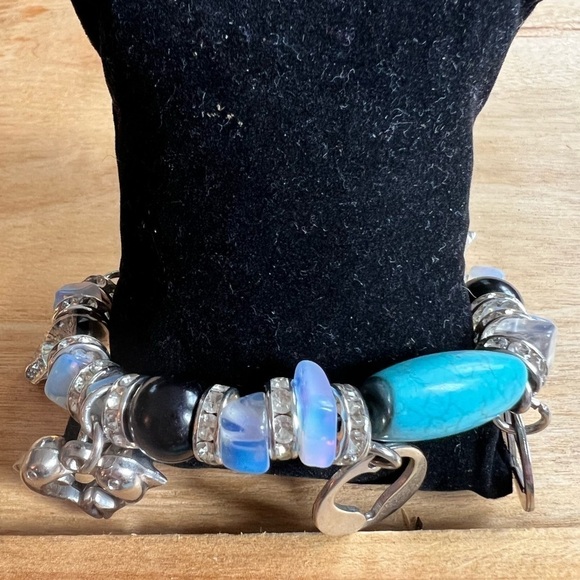 Vintage turquoise, glass beads and silver hearts - Picture 2 of 2